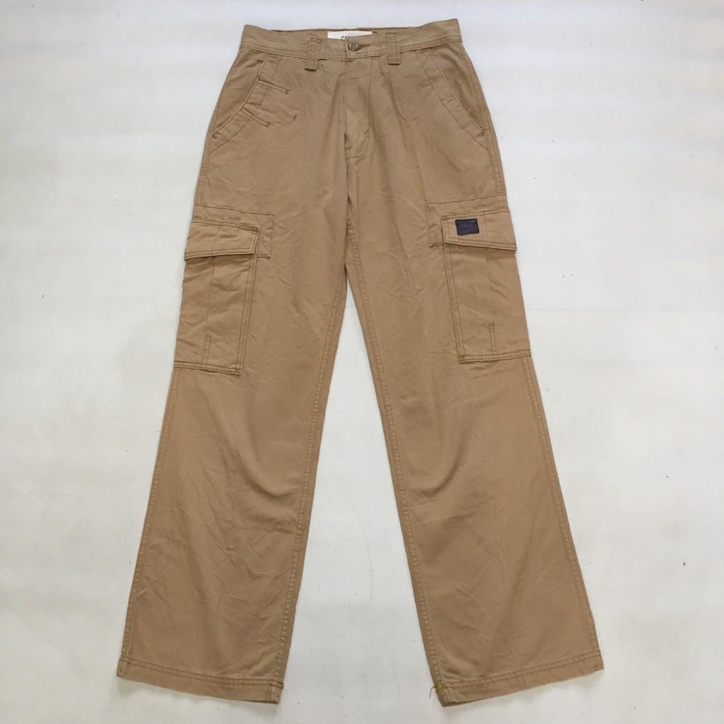 LEVI’S CELANA CARGO PANJANG