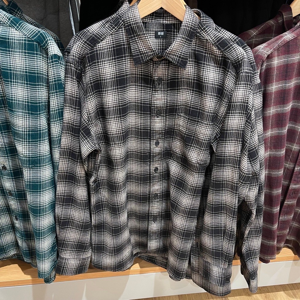 Kemeja Uniqlo Man Flannel 09 Black hitam
