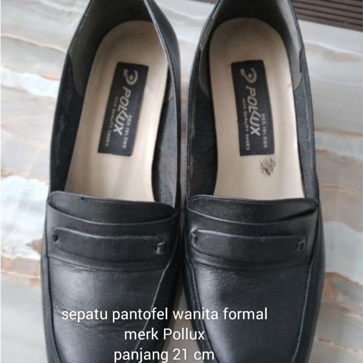 Preloved sepatu pantifel wanita merk Pollux