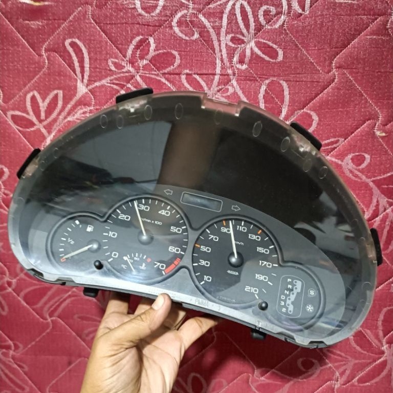Speedometer Peugeot 206 original
