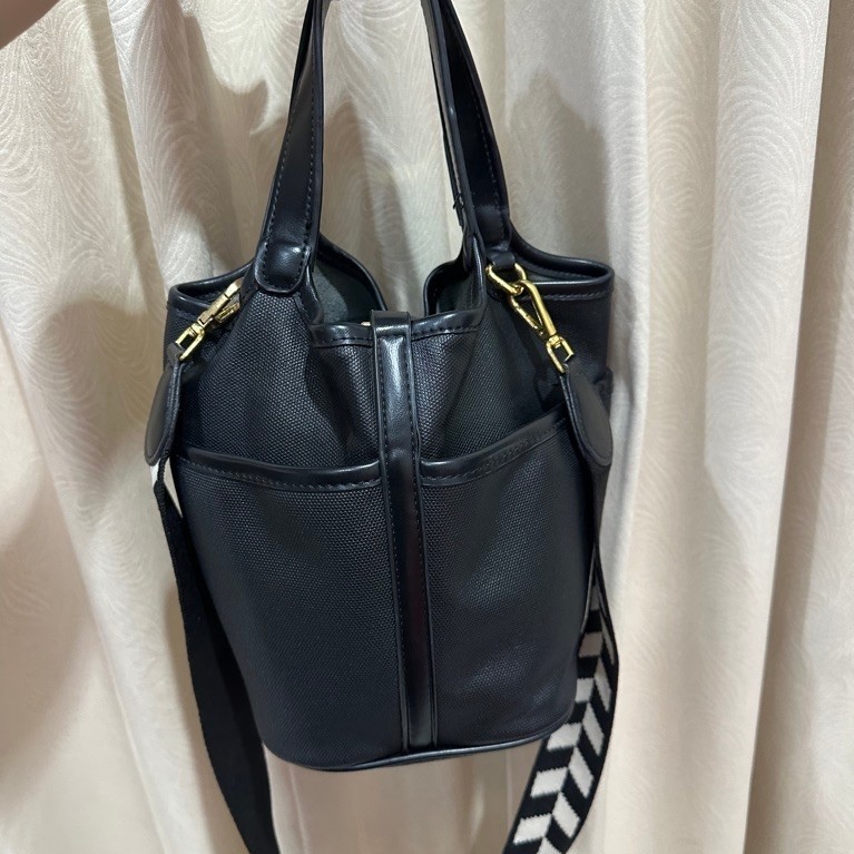 Tas picotin wanita