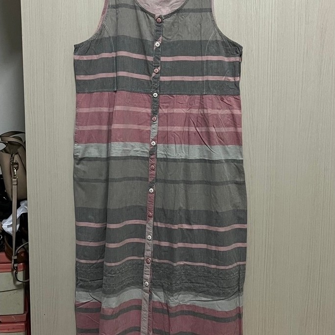 Preloved Overall Corniche