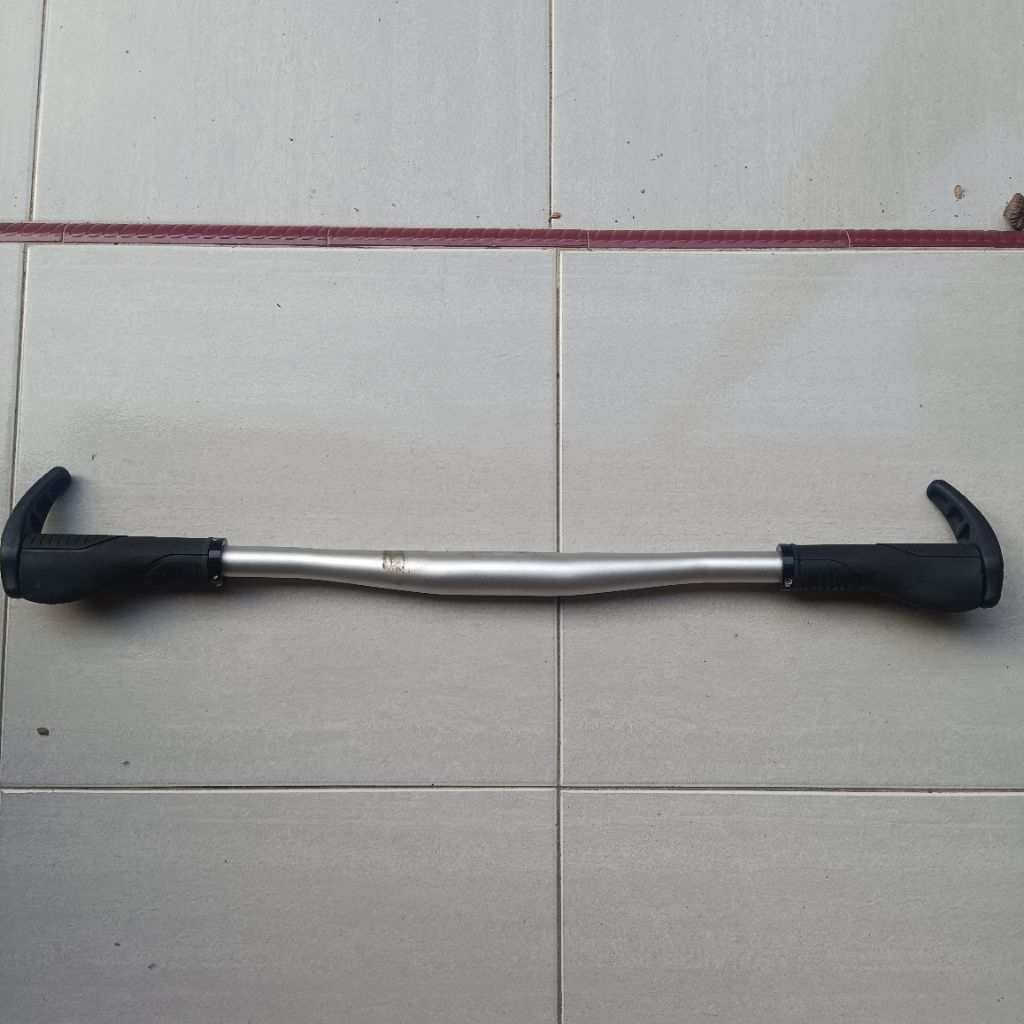 Handlebar Funn Full On OS silver dan Grip Tanduk Avand