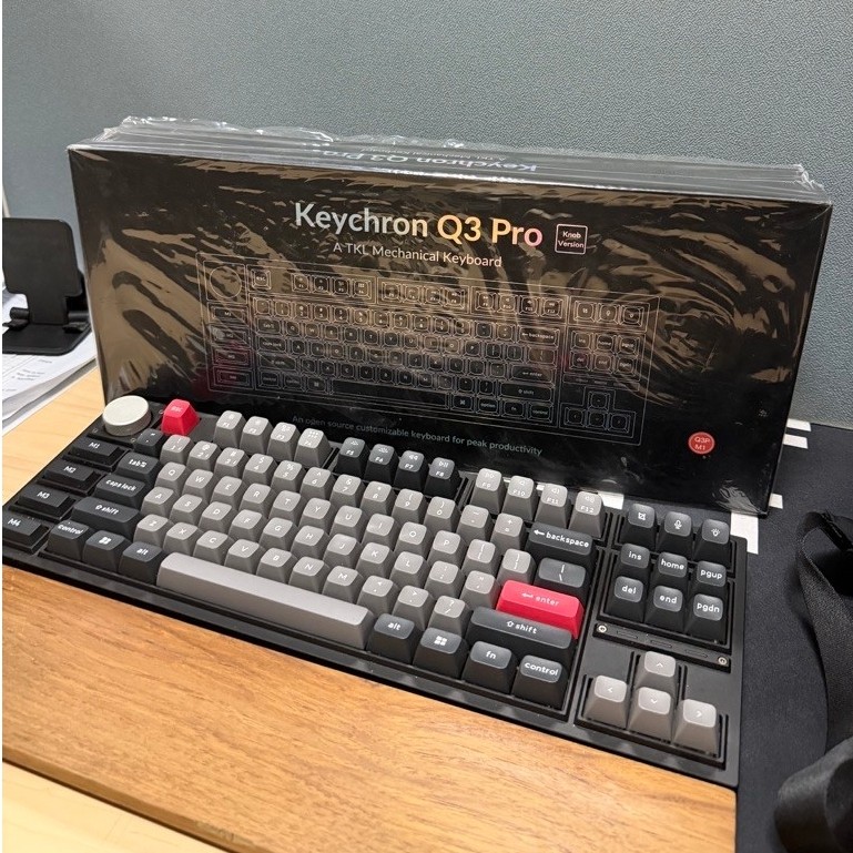 Keychron Q3 Keyboard Mekanik Tenkeyless (TKL) dengan Switch Gateron G Pro dan RGB Customizable