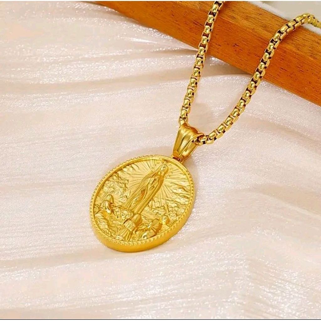 Kalung medali maria stainless tahan karat/ kalung medali penampakan bunda Maria gold unisex