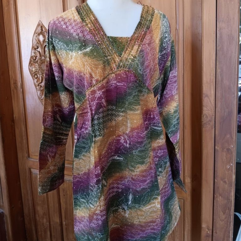 BatikMotifPelangi
