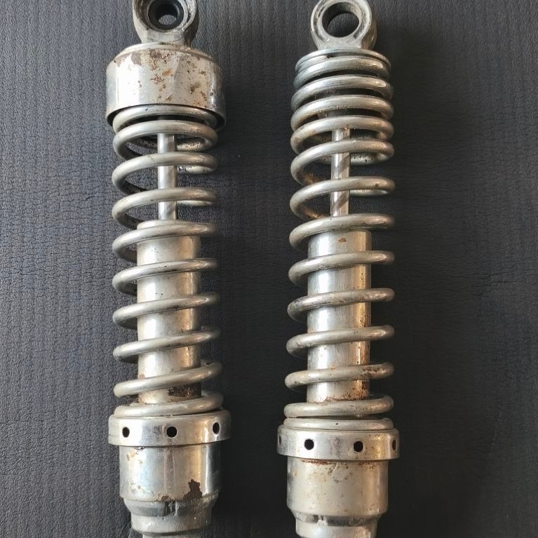 Shock Belakang Bekas Moge