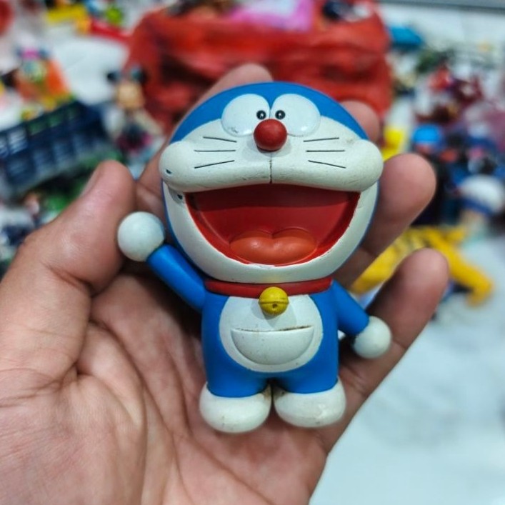 figure doraemon by medicom toys