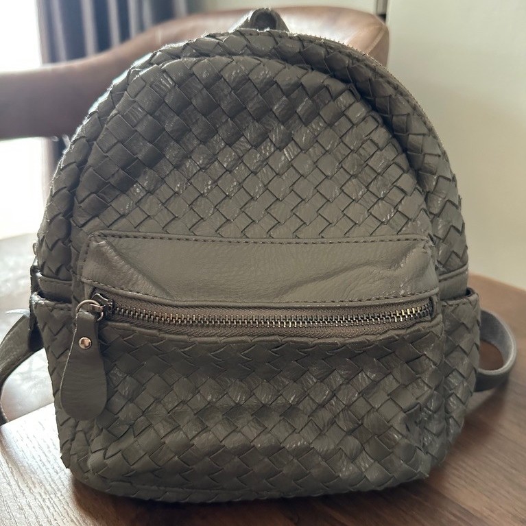 Ransel Backpack Tas Kulit Asli Anyaman Preloved Second Ala Bottega Veneta