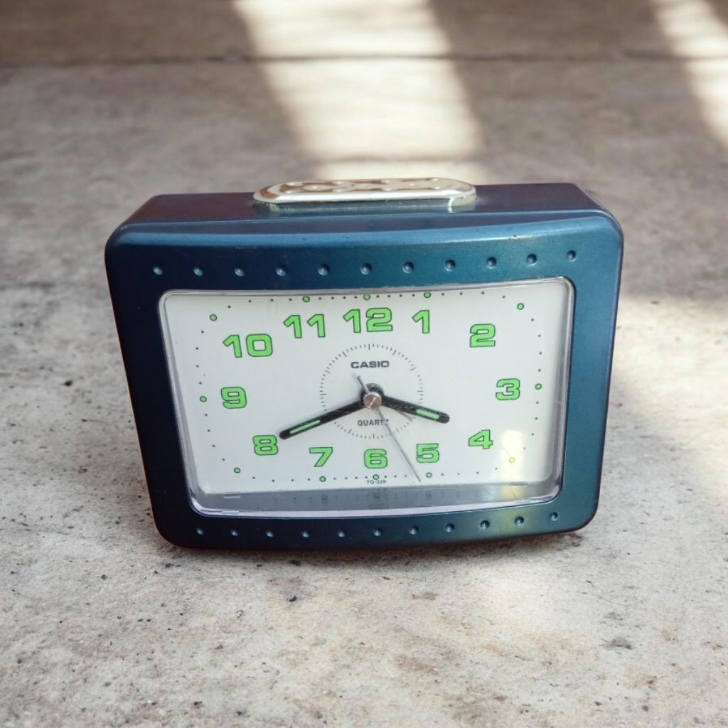 Jam weker casio lawas alarm clock