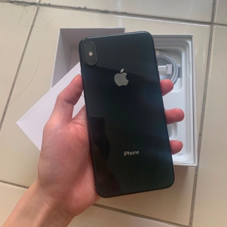 iPhone Xs Max Space Grey 512GB - No Minus - Siap Pakai