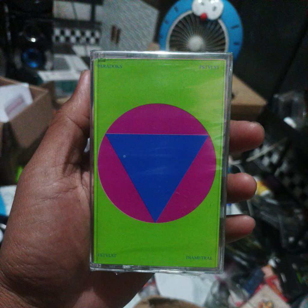 Kaset Festivalist Kaset FSTVLST Terbaru Paradoks Diameteral