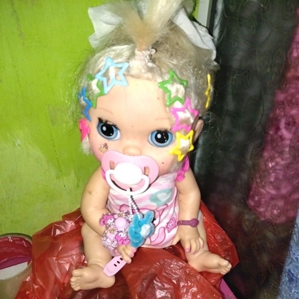baby alive real surprise+ACC