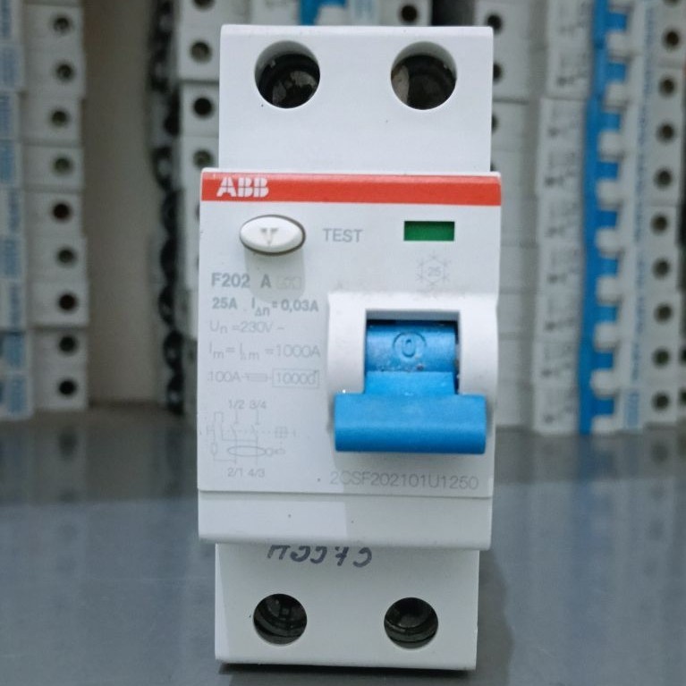 ELCB Abb 25A 230v seken