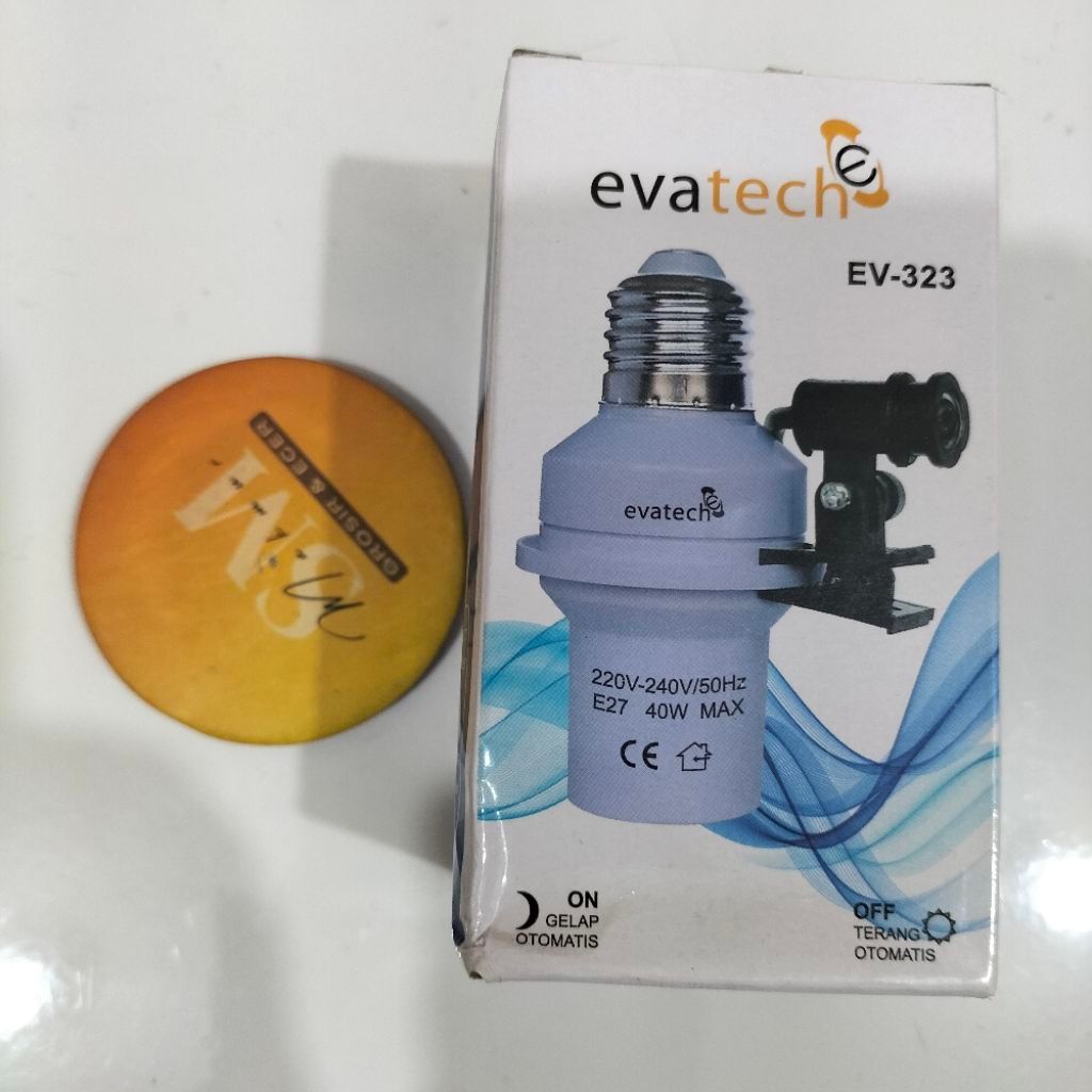 FITTING SENSOR CAHAYA