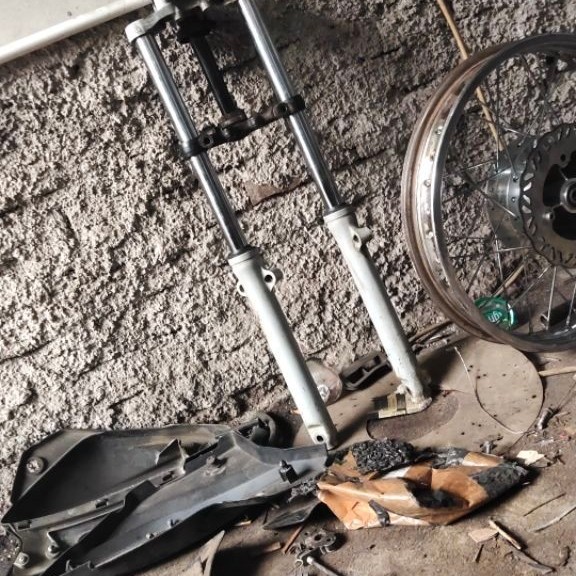shock depan pulsar 180/200