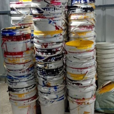 ember bekas cat UK 25kg plus tutup belum di cuci