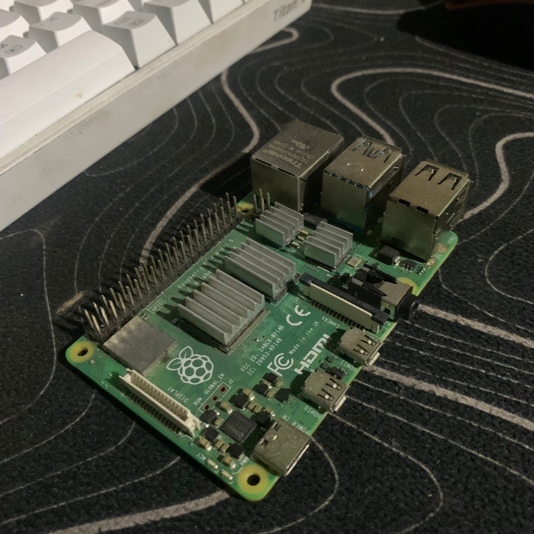 Rasberry pi model 4B+ 8gb