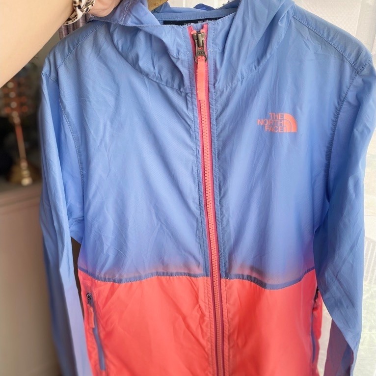 jaket running anak perempuan TNF. jaket running anak perempuan keren TNF