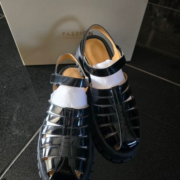 PAZZION Cage Strap Sandal Original Box