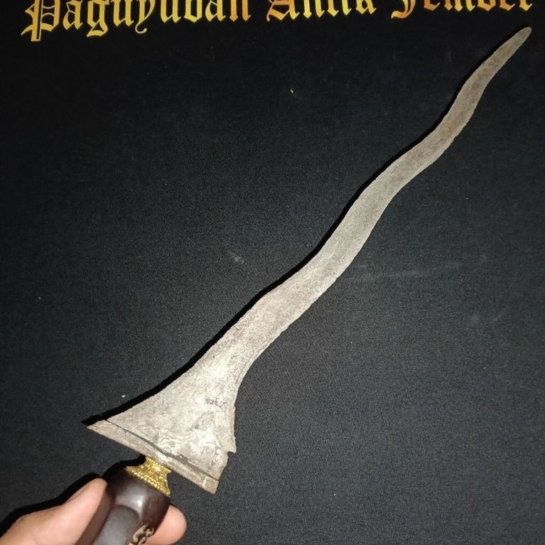 Keris Sepuh Tangguh Mojopahit