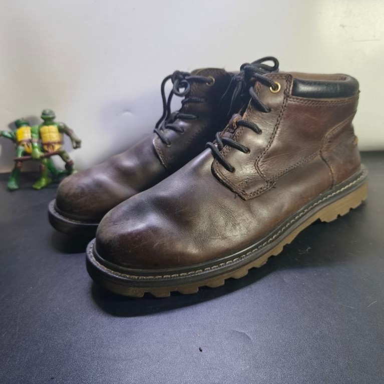 sepatu boots kulit cat coklat second size 41
