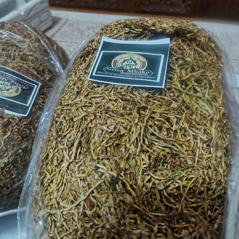 daun lamsi mloko tmg karakter halus deg tipis pupuk organik 500 gr