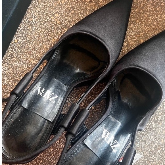 ZARA HEELS Preloved