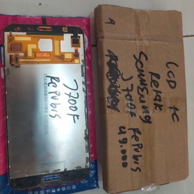 LCD TC HP SAMSUNG J700F REPUBIS minus retak dikit Joss