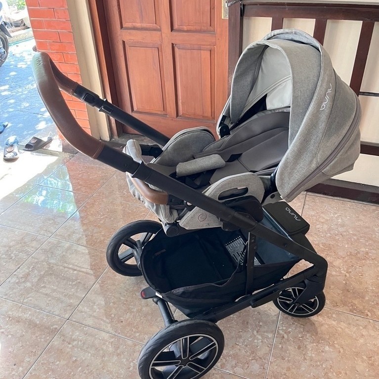 Stroller Nuna Mixx Next Preloved