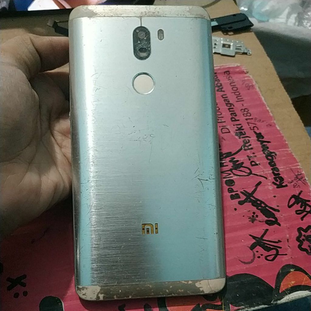 Backdoor bekas Xiaomi Mi 5s plus cek deskripsi