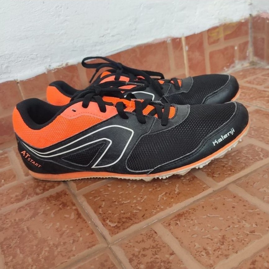 sepatu sprint decathlon at start spikes original size 41