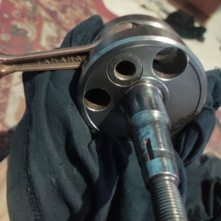 kruk as dt125 bandul dt 125 barang nosss, chat untuk detailnya