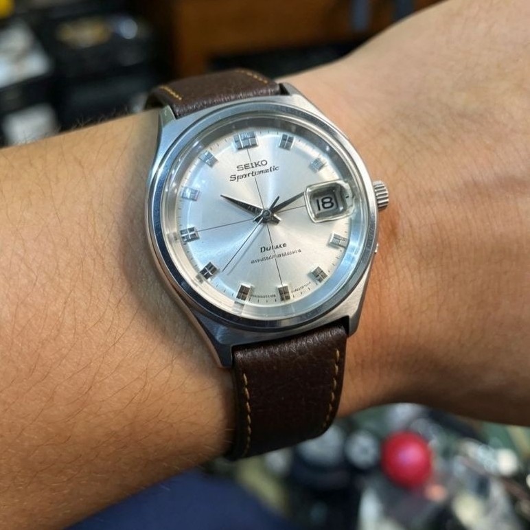 Jam Tangan SEIKO Sportmatic Deluxe automatic  23 Jewels Strap Kulit Cokelat