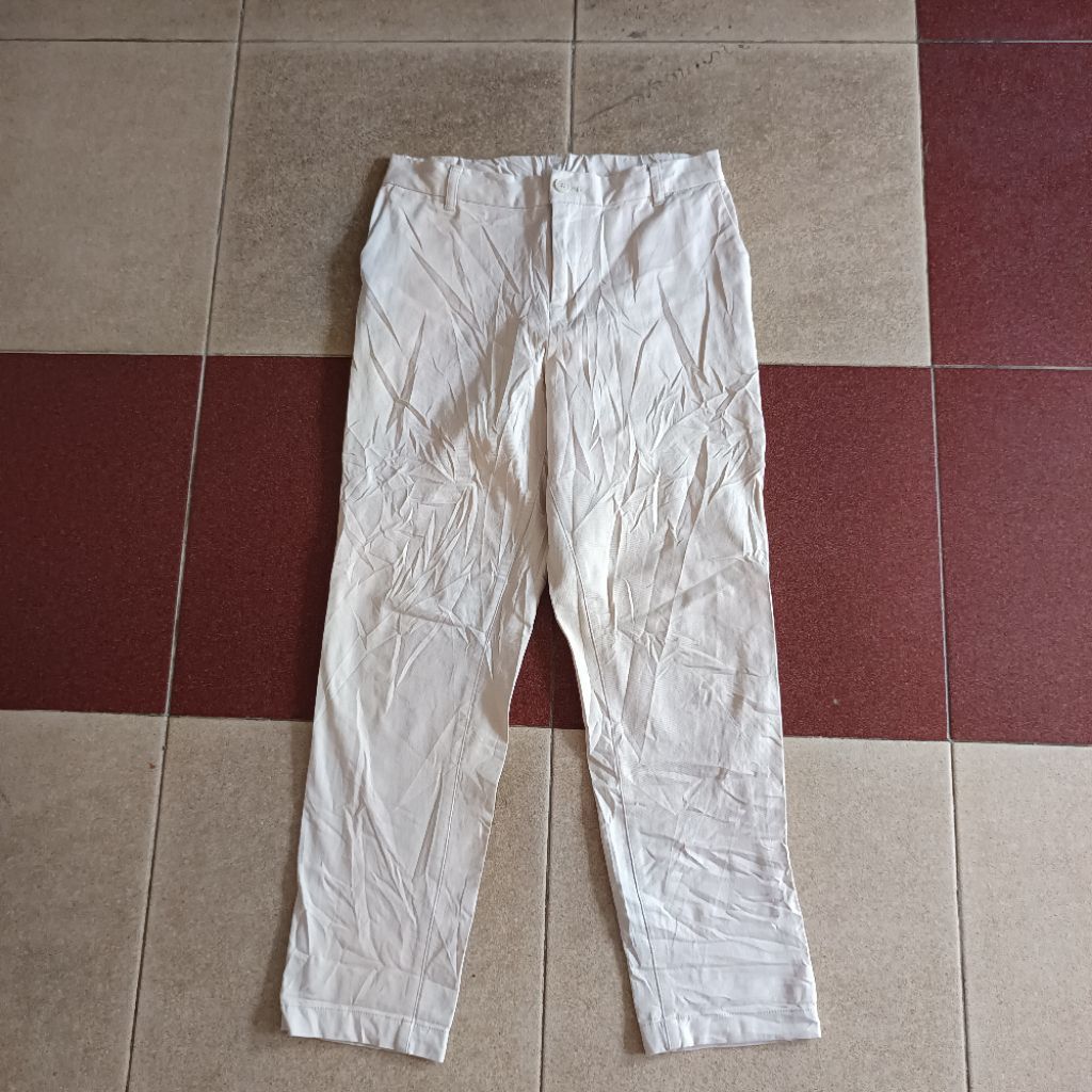 celana panjang chinos Muji L ivory