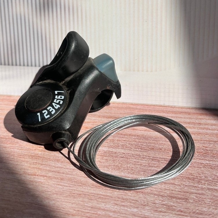Shifter Sepeda 6 7 Speed Kanan Trigger Shifter MTB Indicator Universal  DESKRIPSI TAMBAHAN: