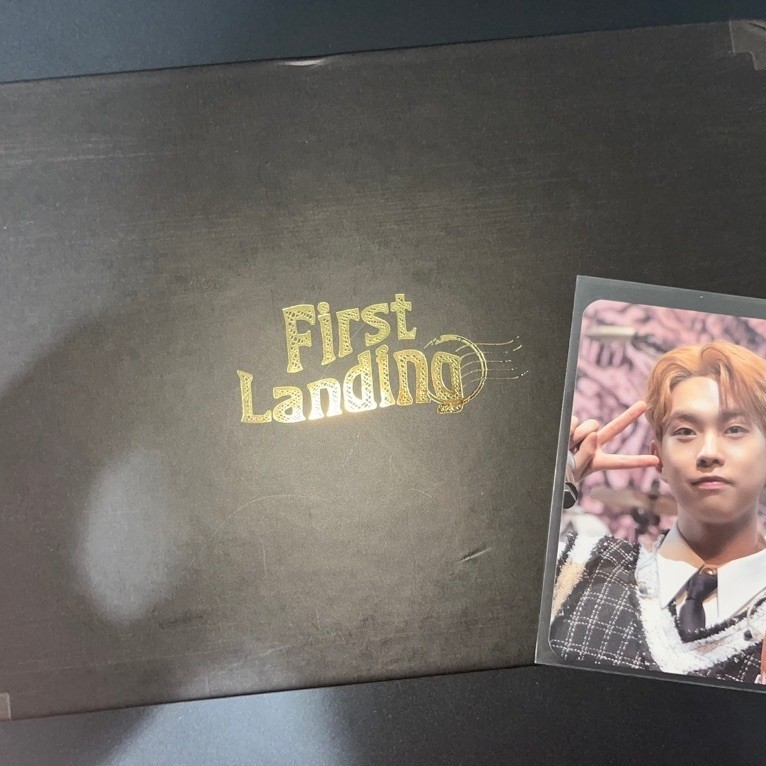 LUCY Official First Landing Photobook Album
