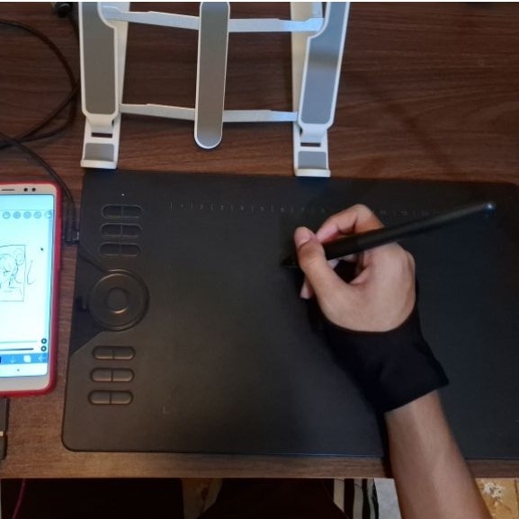 (Preloved)Huion hs610 Drawing Tablet