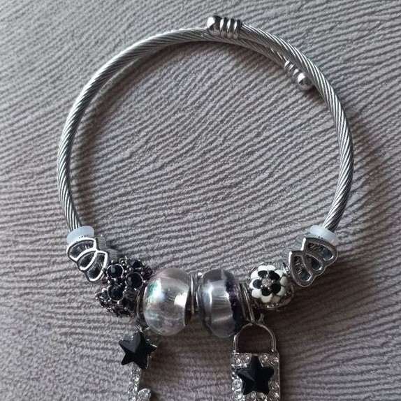CHARM BRACELET MIRIP PANDORA