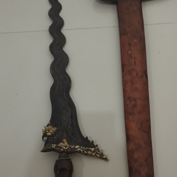 keris kinatah emas asli panjang