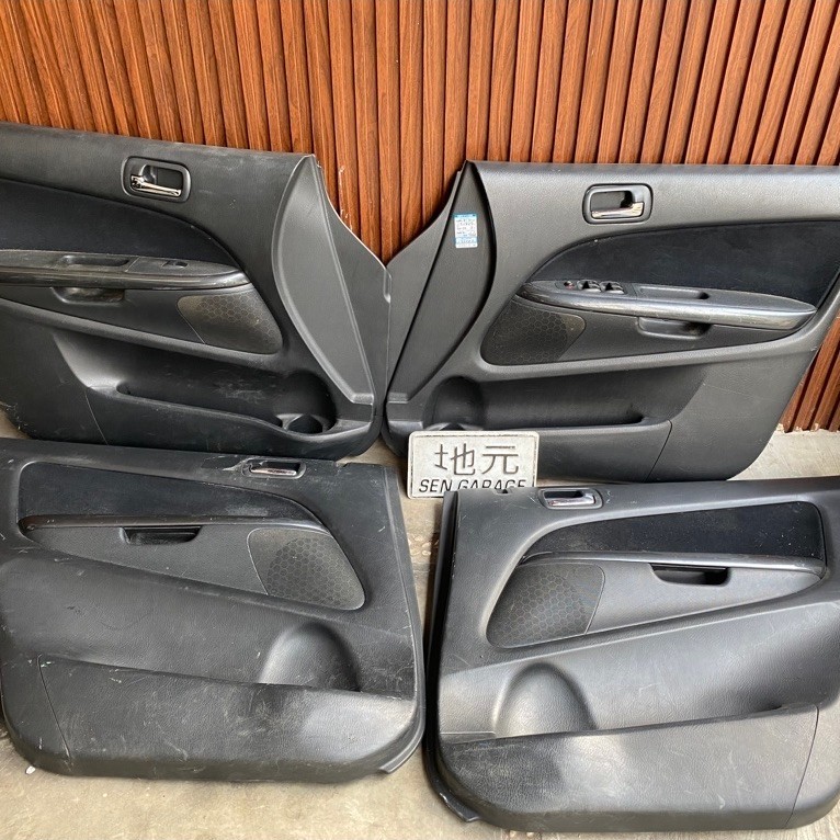 doortrim honda stream rn5 absolute