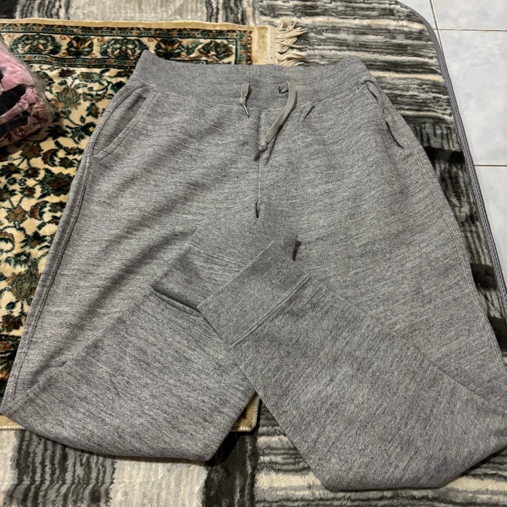 jogger uniqlo