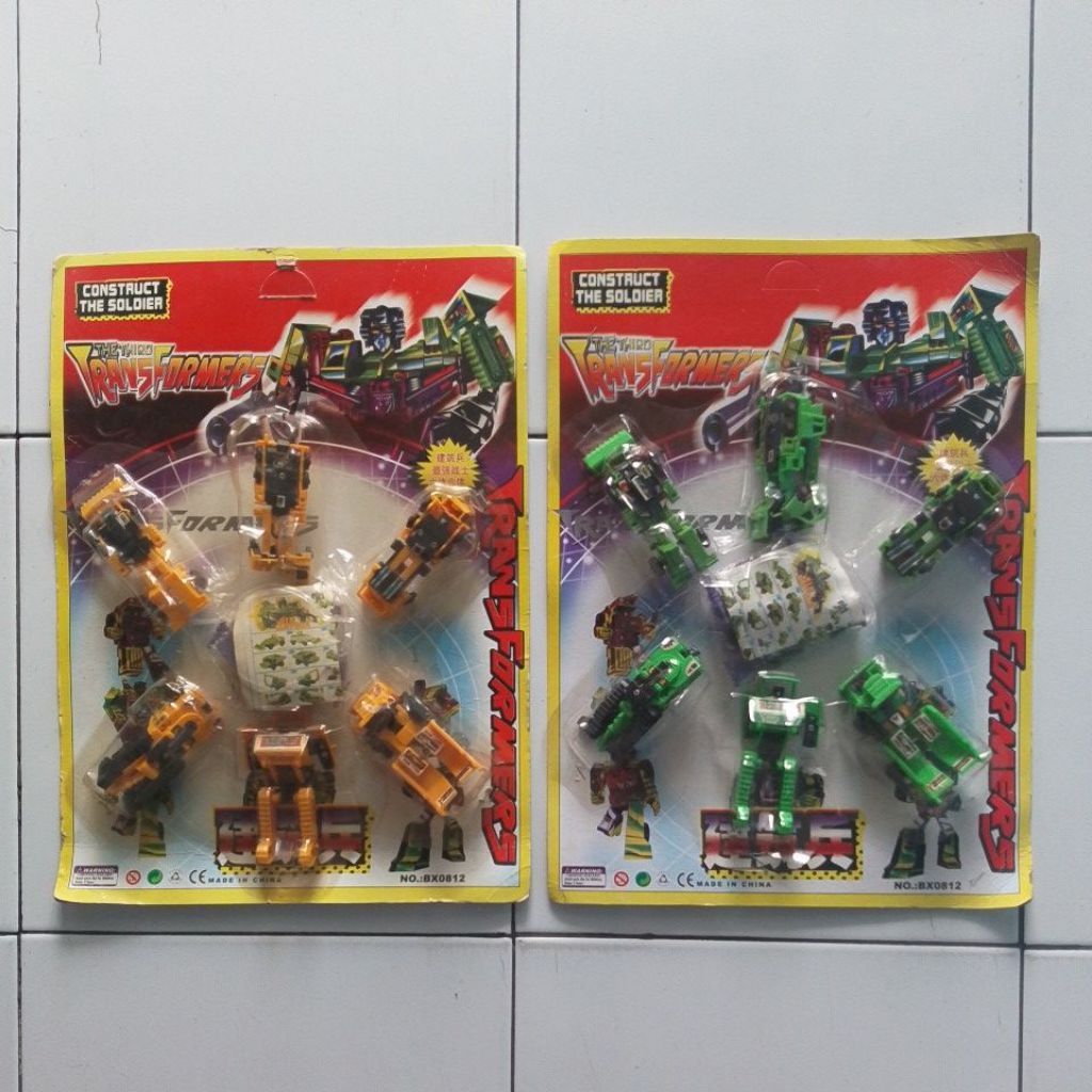 Robot Transformers devastator G1 vintage jadul set 2 full hijau dan full kuning