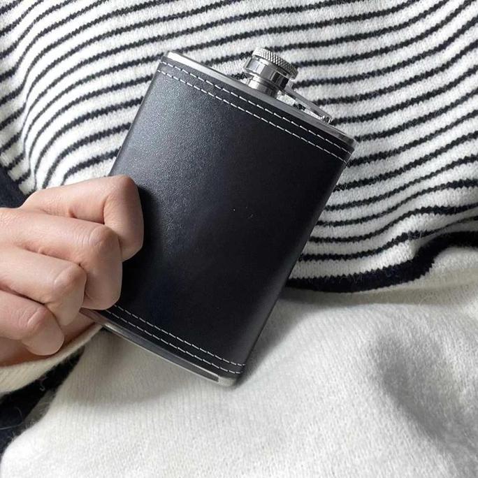 Fatse- Botol Hip Flask Whisky Bottle Stainless Steel 8 Oz
