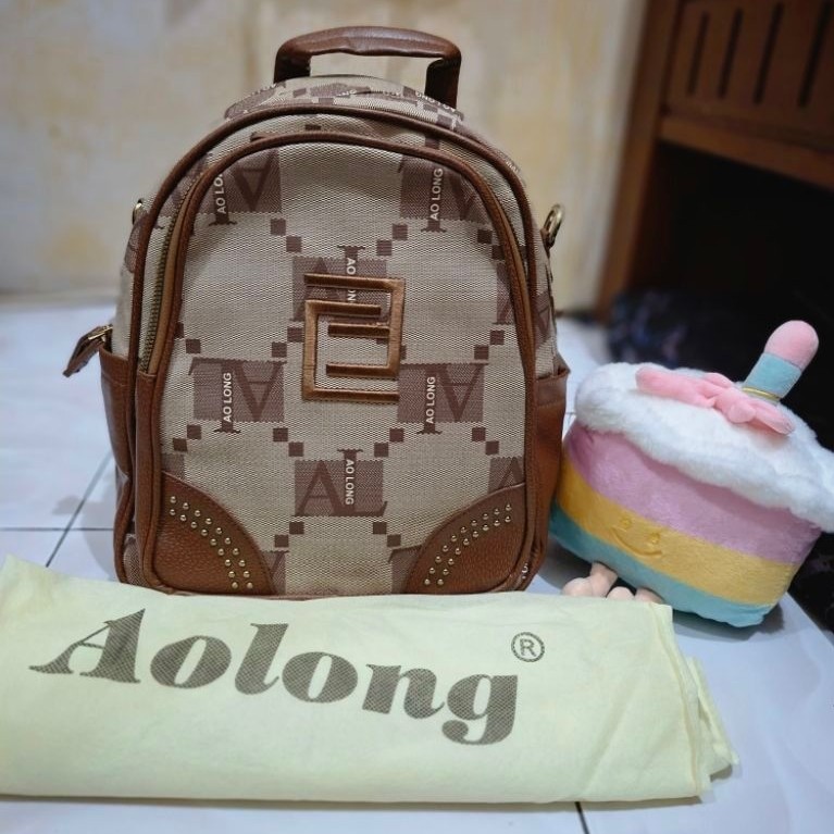 tas aolong cantik bisa ransel bisa slempang mumer..