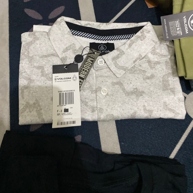 LINK CO KEMEJA POLO VOLCOM
