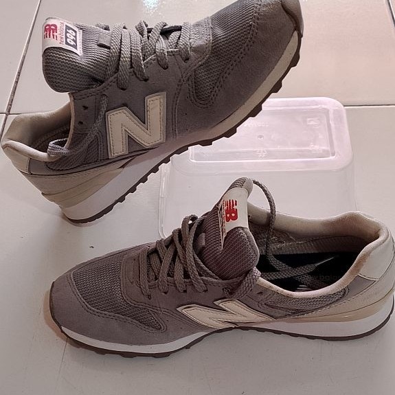 Sepatu NB 996