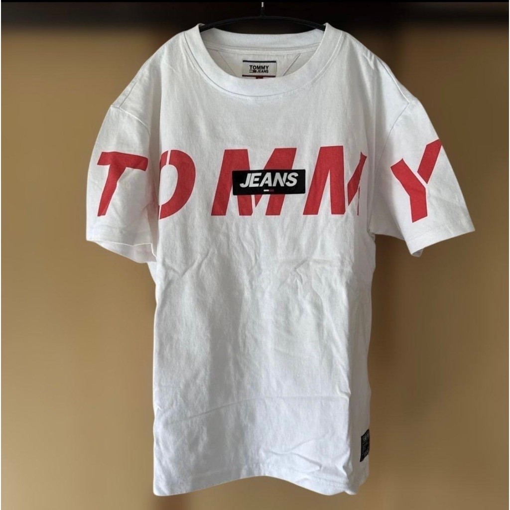 kaos tommy jeans tommy hilfiger