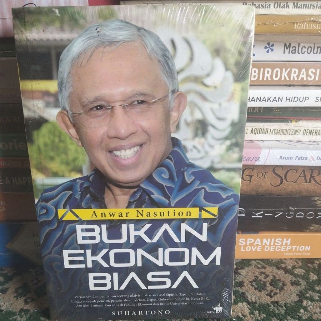 BUKAN EKONOM BIASA ANWAR NASUTION
