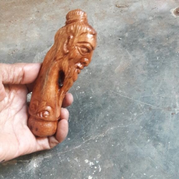 DEDER HANDEL KERIS UKIR RESI